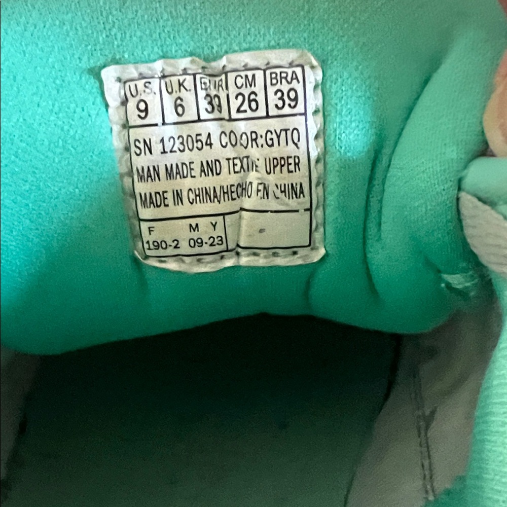 Skechers Women's Gray and Teal Golf Shoes - Picture 7 of 8